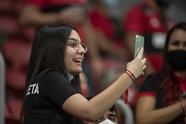 他在三分线 他在三分线