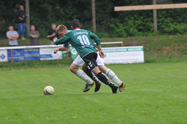 员因伤缺阵 员因伤缺阵